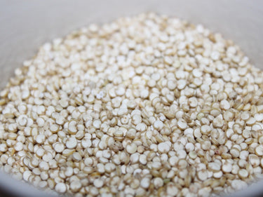 100 Organic PEPPERMINT QUINOA Grain Chenopodium Quinoa White & Green Heads - White Seeds